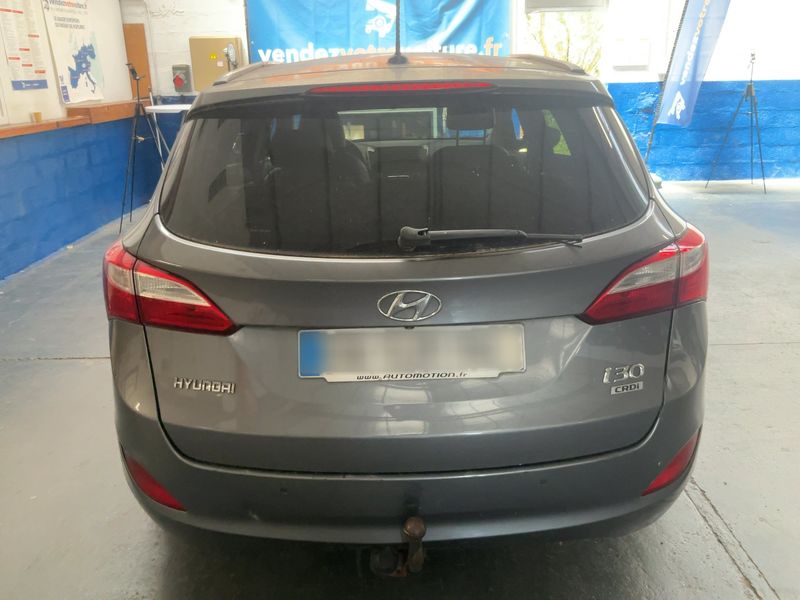 Hyundai i30 1.6 CRDi Style 2013 – снимка 15