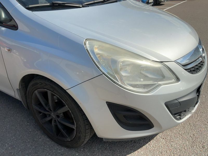 Opel Corsa 1.3 CDTI Edition 2012 – снимка 12
