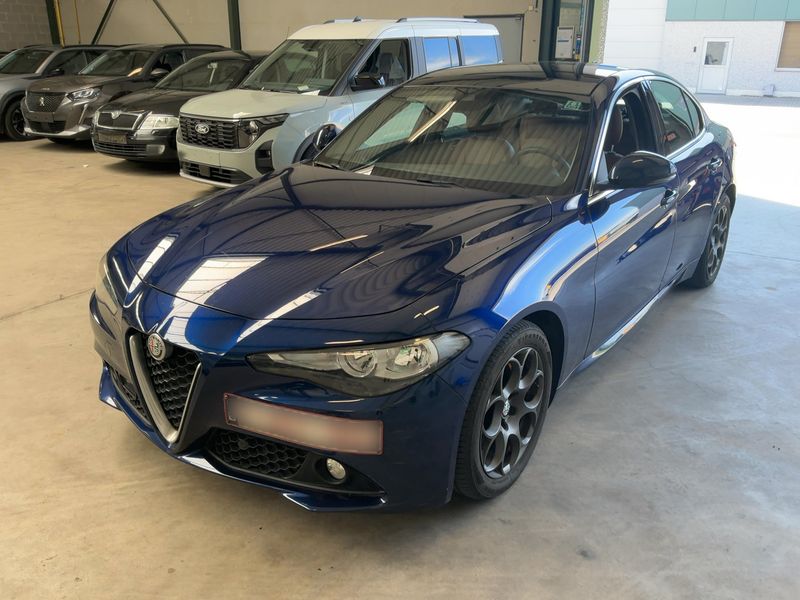 Alfa Romeo Giulia 2.2 JTDM Super 2017 – снимка 1