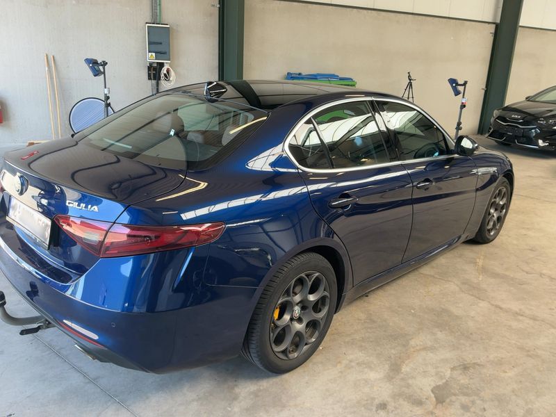 Alfa Romeo Giulia 2.2 JTDM Super 2017 – снимка 8