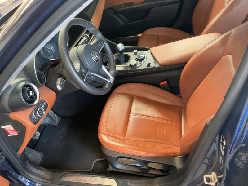 Alfa Romeo Giulia 2.2 JTDM Super 2017 – снимка 16