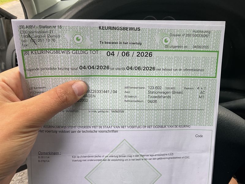 Volkswagen Passat 1.6 2002 – снимка на щета