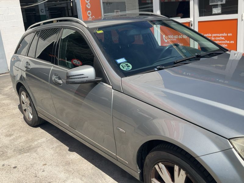 Mercedes-Benz C-Klasse C 220 CDI T BlueEfficiency Avantgarde 2010 – снимка 12