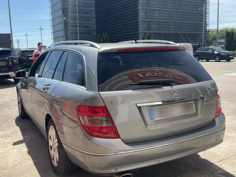 Mercedes-Benz C-Klasse C 220 CDI T BlueEfficiency Avantgarde 2010 – снимка 6