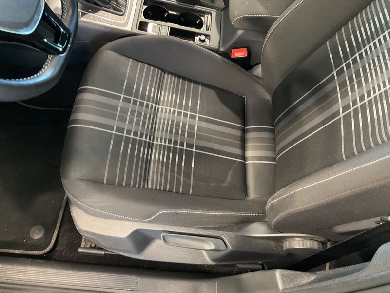 Volkswagen Golf VII 1.4 TSI Lounge BlueMotion Tech 2015 – снимка 25