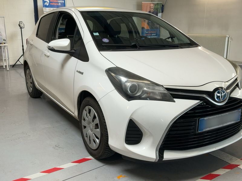 Toyota Yaris 1.5 Hybrid France 2016 – снимка 12