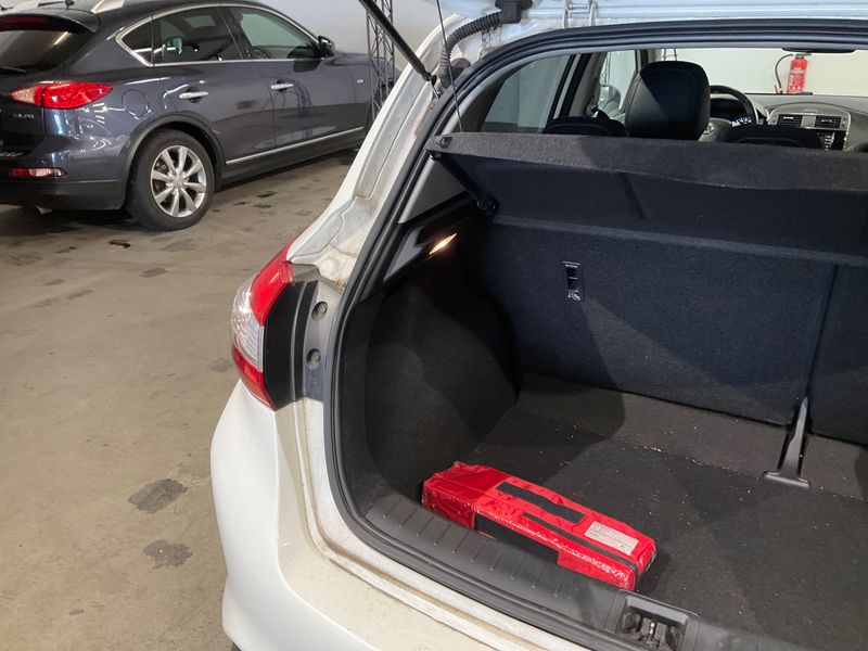 Nissan Pulsar 1.2 Tekna 2015 – снимка 25