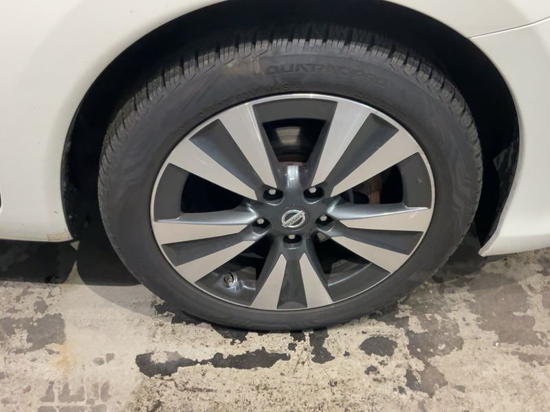 Nissan Pulsar 1.2 Tekna 2015 – снимка 11