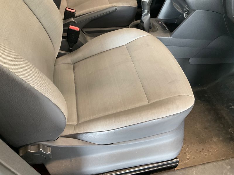 Volkswagen Caddy 1.6 TDI Kasten EcoProfi 2015 – снимка 33