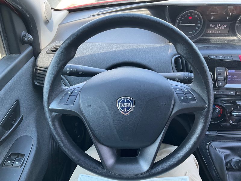 Lancia Ypsilon 1.0 Mild-Hybrid Silver 2020 – снимка 24