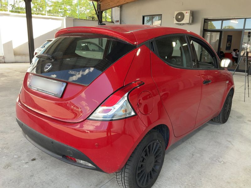 Lancia Ypsilon 1.0 Mild-Hybrid Silver 2020 – снимка 8