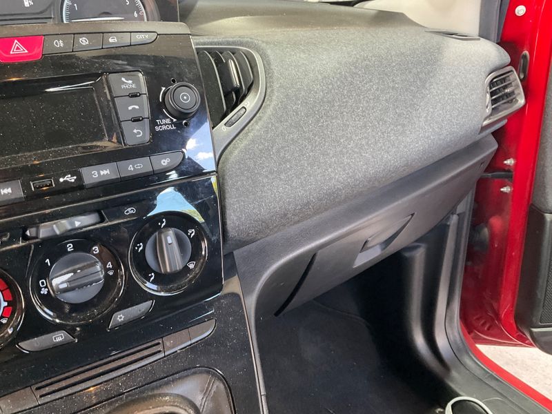 Lancia Ypsilon 1.0 Mild-Hybrid Silver 2020 – снимка 25
