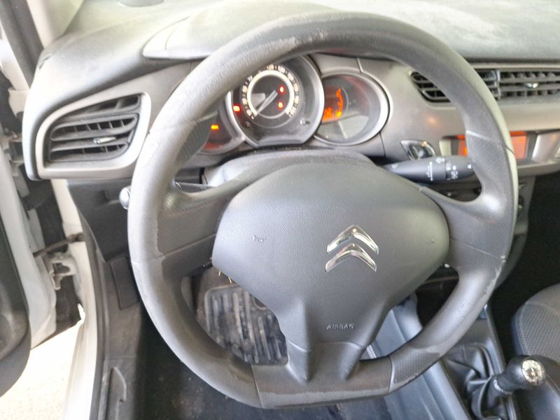 Citroen C3 1.0 VTi Confort 2015 – снимка 38