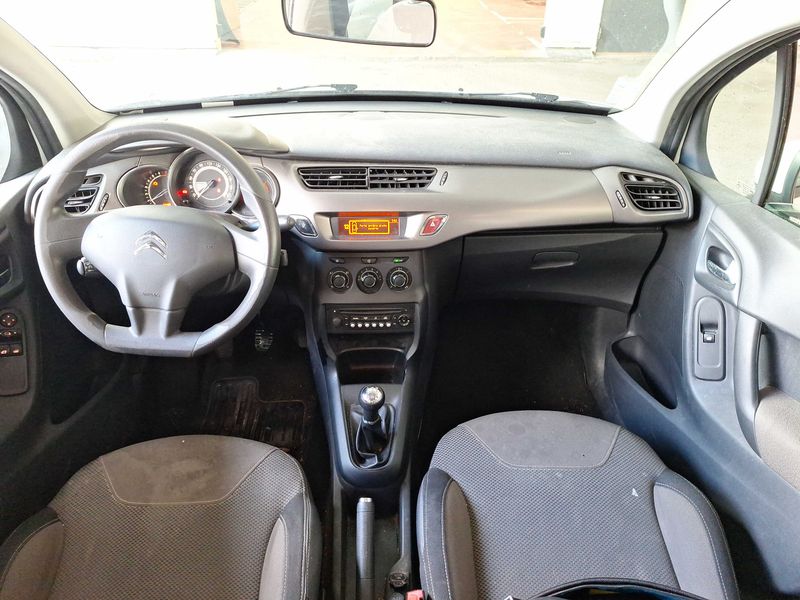 Citroen C3 1.0 VTi Confort 2015 – снимка 11