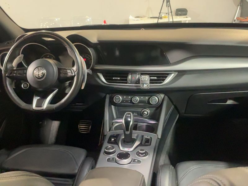 Alfa Romeo Stelvio 2.2 JTDM Veloce Q4 2022 – снимка 17