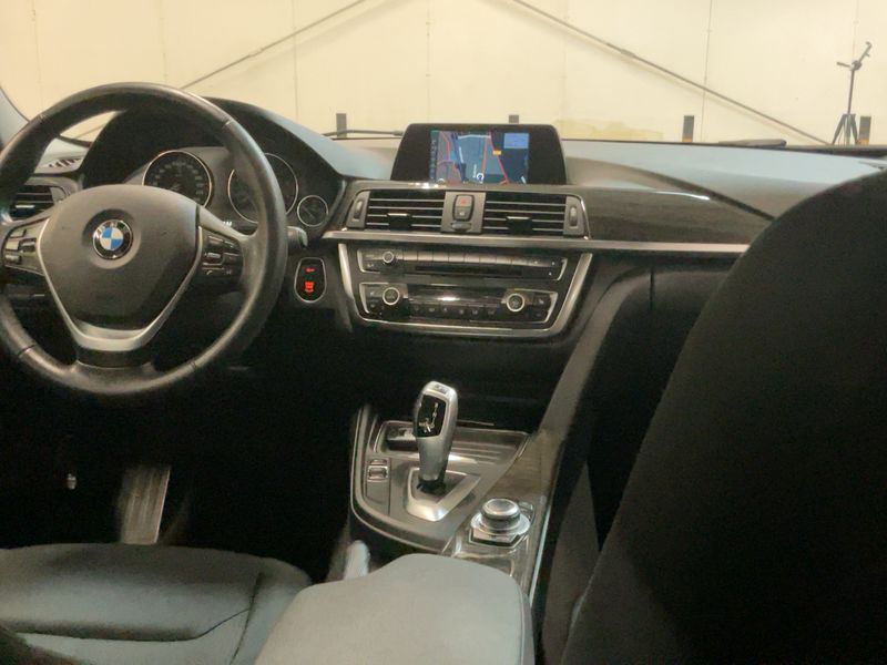 BMW 3er 316i 2014 – снимка 17