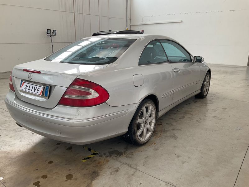 Mercedes-Benz CLK-Klasse CLK 200 Kompressor Avantgarde 2003 – снимка 2