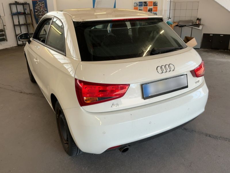Audi A1 1.2 TFSI Ambition 2015 – снимка 6
