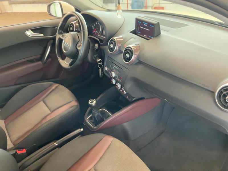 Audi A1 1.2 TFSI Ambition 2015 – снимка 16