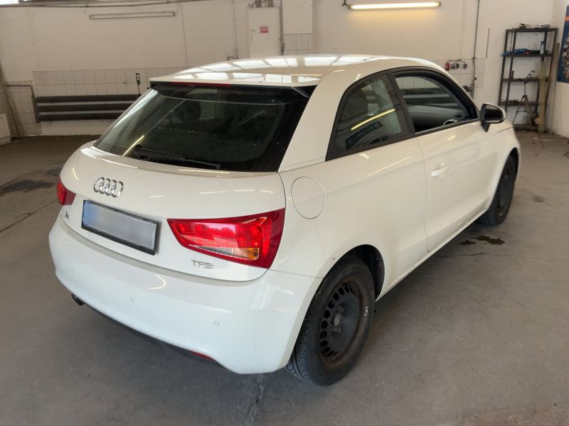 Audi A1 1.2 TFSI Ambition 2015 – снимка 8