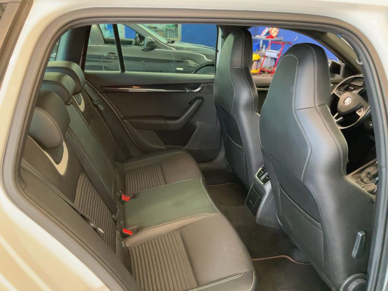 Skoda Octavia 2.0 TDI RS 2016 – снимка 20