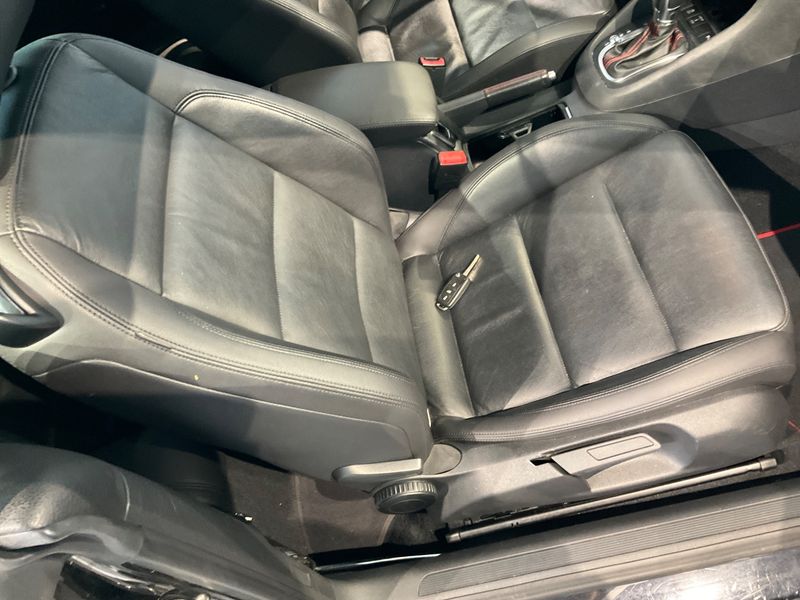 Volkswagen Golf VI 2.0 TSI GTI 2014 – снимка 24