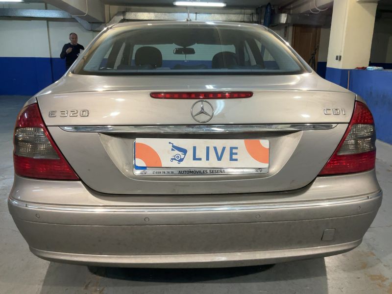 Mercedes-Benz E-Klasse E 320 CDI Avantgarde 2007 – снимка 5