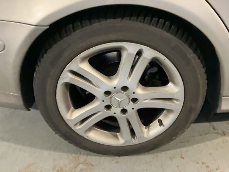 Mercedes-Benz E-Klasse E 320 CDI Avantgarde 2007 – снимка 19