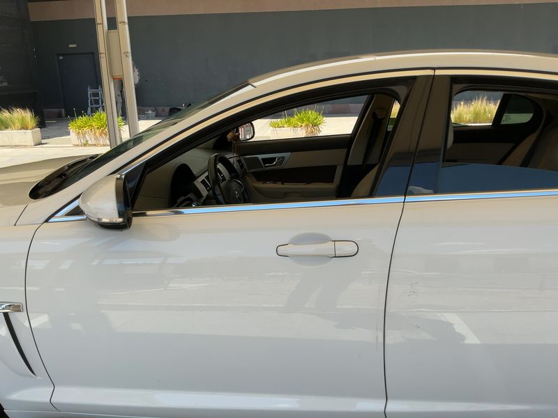 Jaguar XF 2.2 D 2014 – снимка 4