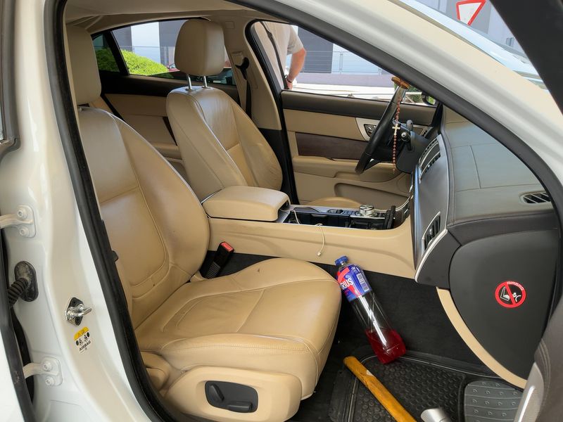 Jaguar XF 2.2 D 2014 – снимка 16