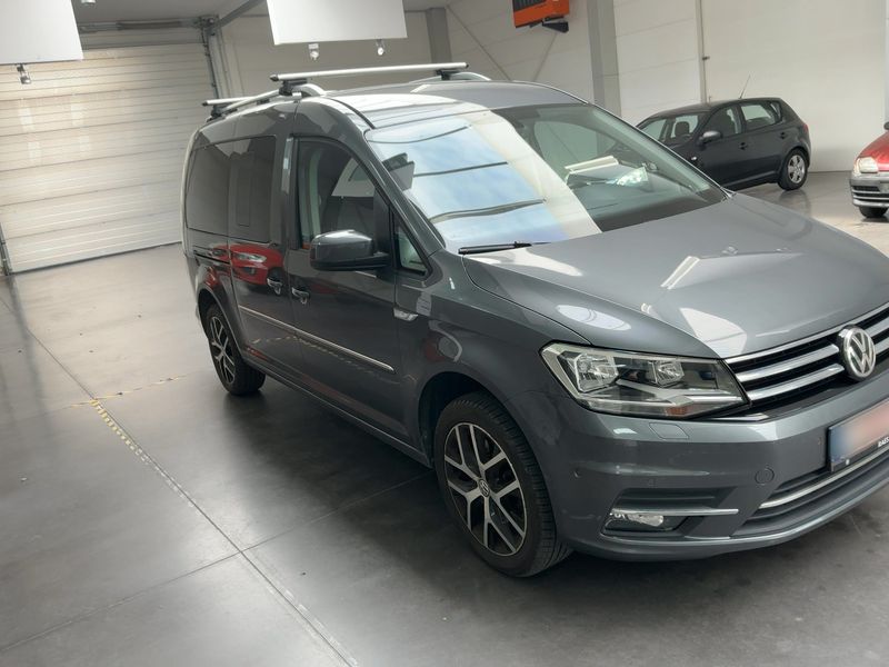 Volkswagen Caddy 1.4 TSI Maxi Highline BlueMotion Tech 2016 – снимка 12