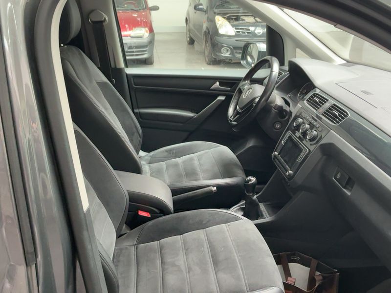 Volkswagen Caddy 1.4 TSI Maxi Highline BlueMotion Tech 2016 – снимка 16