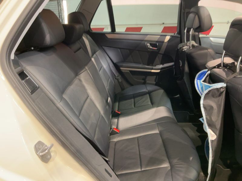 Mercedes-Benz E-Klasse E 220 CDI T BlueEfficiency Avantgarde 2011 – снимка 14