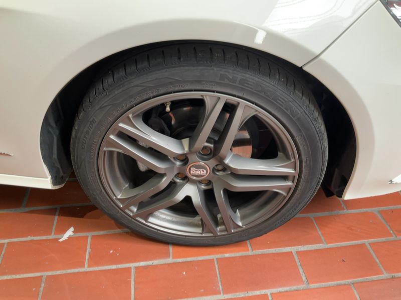 Mercedes-Benz E-Klasse E 220 CDI T BlueEfficiency Avantgarde 2011 – снимка 19