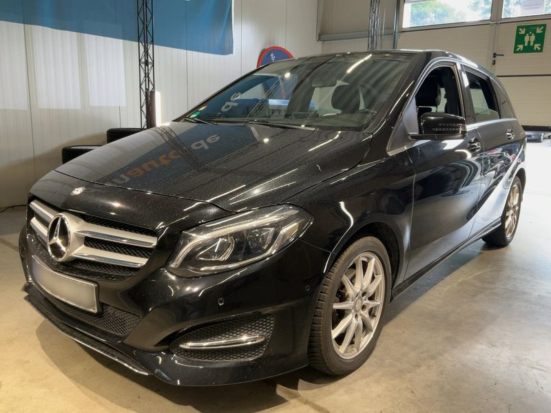 Mercedes-Benz B-Klasse B 200 d Score Urban 2016 – снимка 1