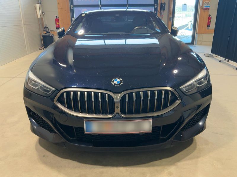 BMW 8er M850i xDrive 2019 – снимка 14