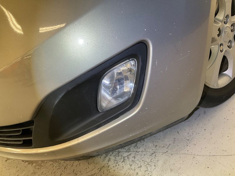 Kia Venga 1.4 CRDi Spirit 2012 – снимка 27