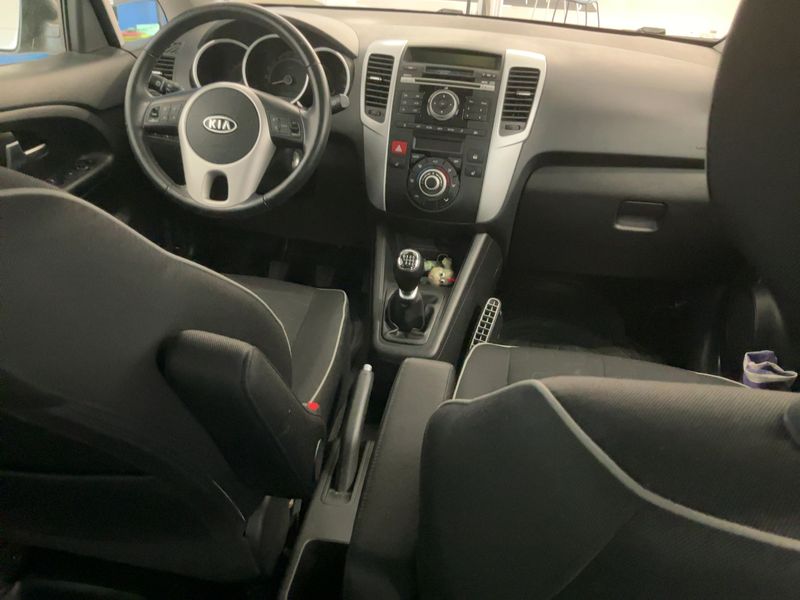 Kia Venga 1.4 CRDi Spirit 2012 – снимка 17
