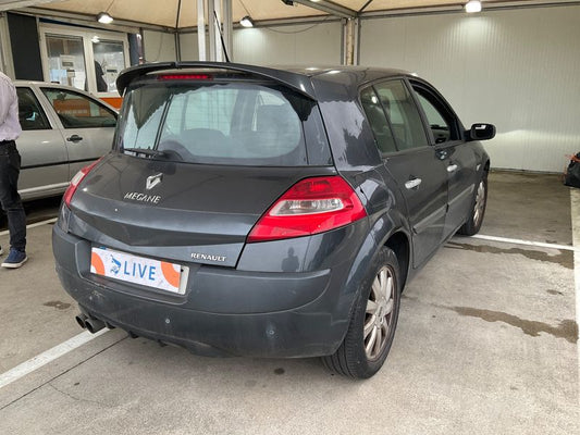 Renault Megane 1.9 dCi Dynamique Luxe 2006 – снимка 2