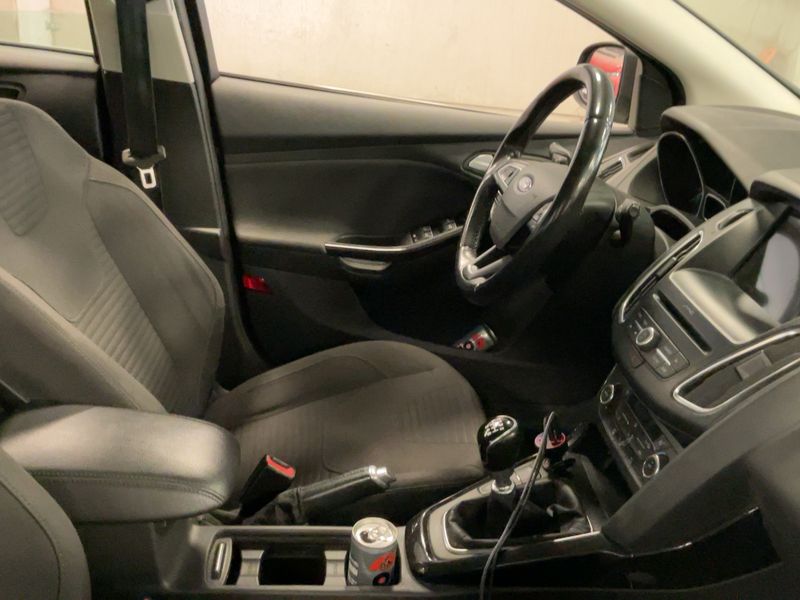 Ford Focus 1.5 EcoBoost Titanium 2017 – снимка 16