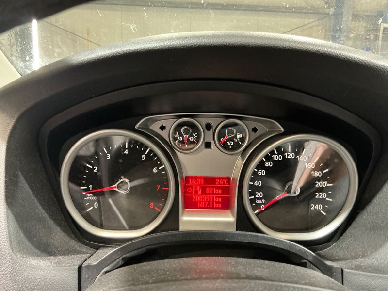 Ford Focus 1.6 Ti-VCT Black Magic 2009 – снимка 4