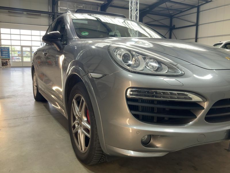 Porsche Cayenne Diesel 2013 – снимка на щета