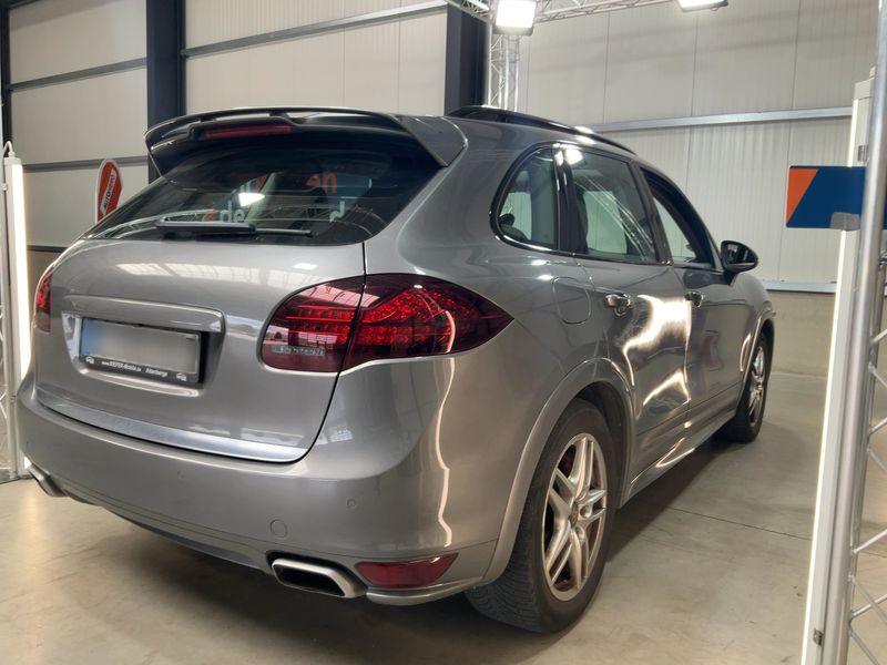 Porsche Cayenne Diesel 2013 – снимка на щета