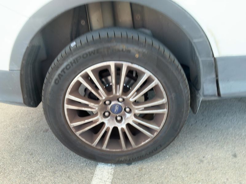 Ford Kuga 1.6 EcoBoost Titanium 2014 – снимка 9