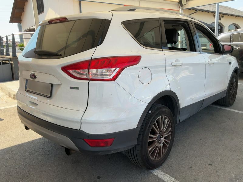 Ford Kuga 1.6 EcoBoost Titanium 2014 – снимка 8