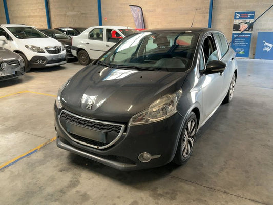 Peugeot 208 1.6 HDi Active Auto Ecole 2015 – снимка 1