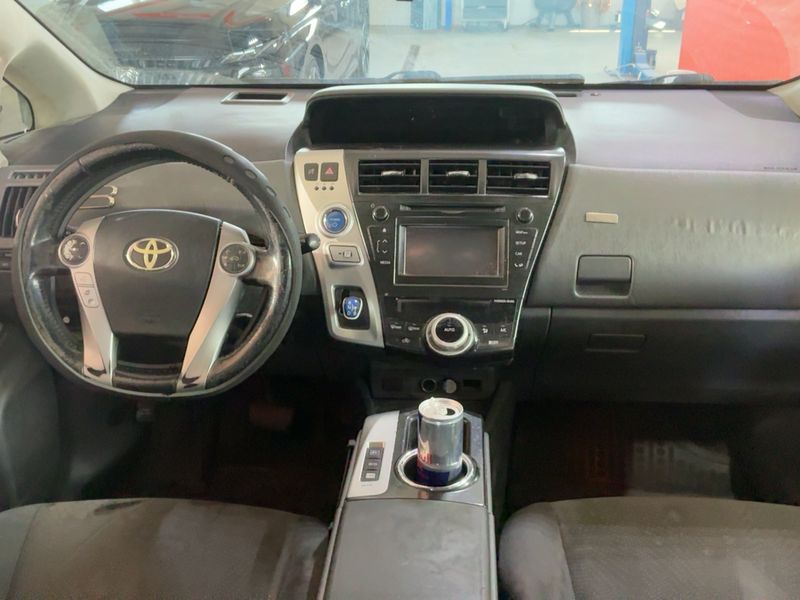 Toyota Prius+ 1.8 Comfort 2014 – снимка 17