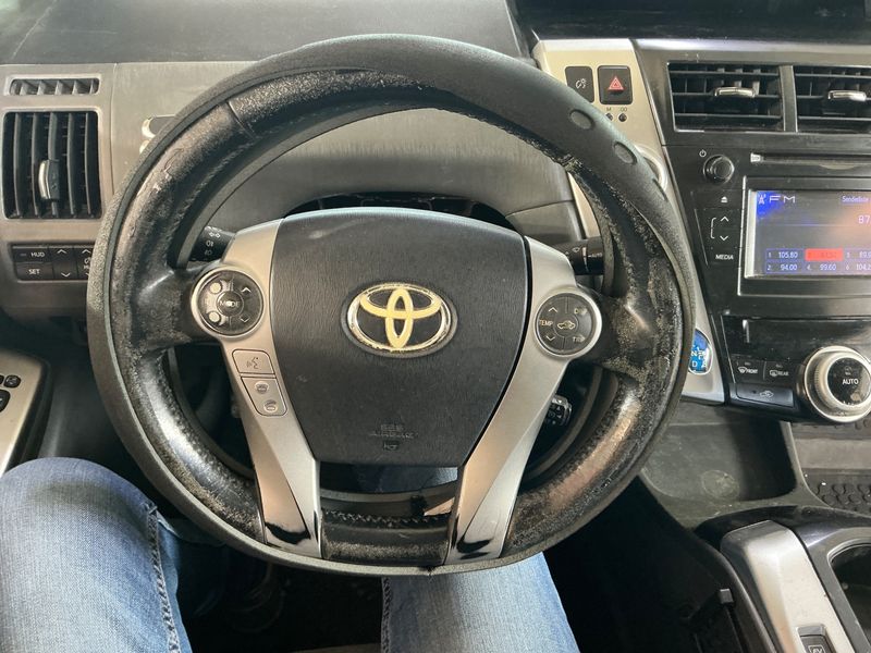 Toyota Prius+ 1.8 Comfort 2014 – снимка 46