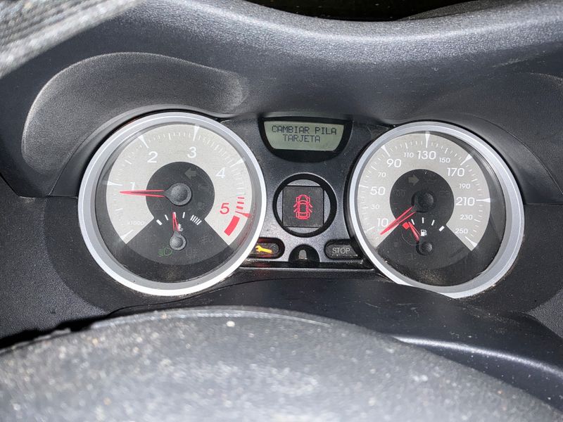 Renault Megane 2.0 dCi Dynamique 2007 – снимка 4