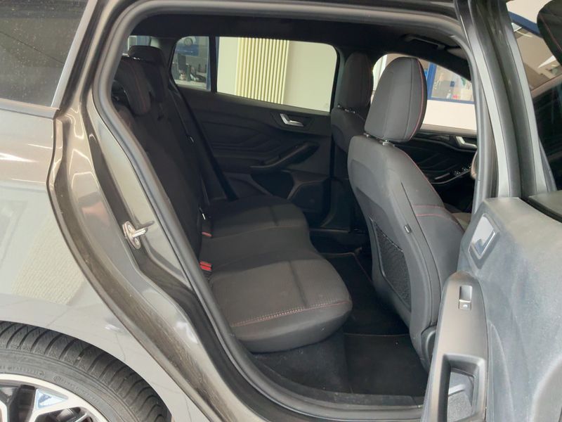 Ford Focus 1.0 EcoBoost Mild-Hybrid ST-Line X 2021 – снимка 19